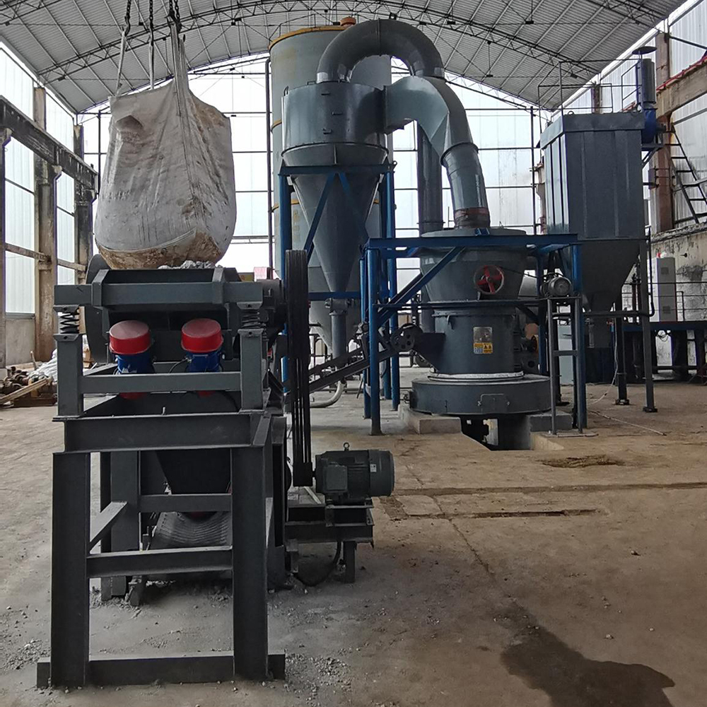 cronus aluminum ash pendulum raymond mill is installing in Zhengzhou 2 aluminum slag pendulum raymond mill